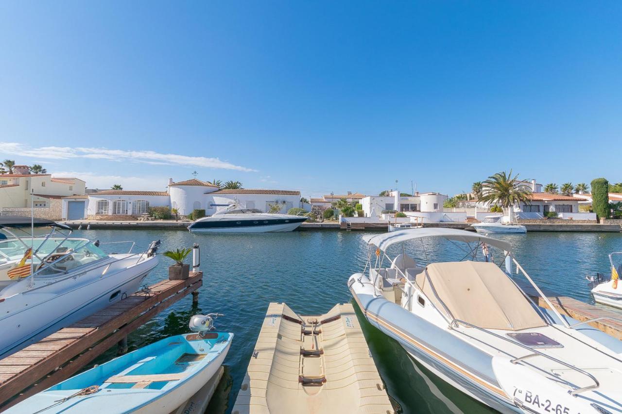 Casa Con Vista Al Canal Holiday home