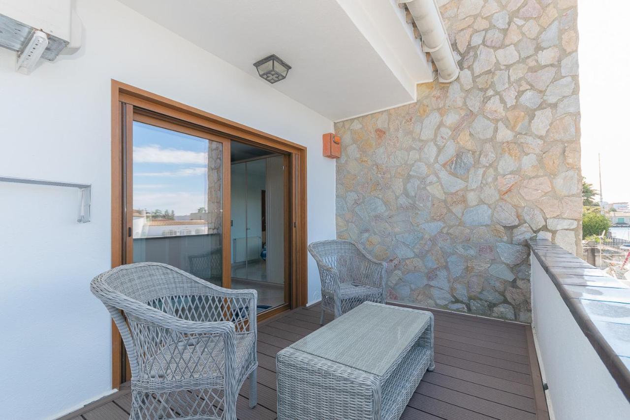 Casa Con Vista Al Canal Rosas