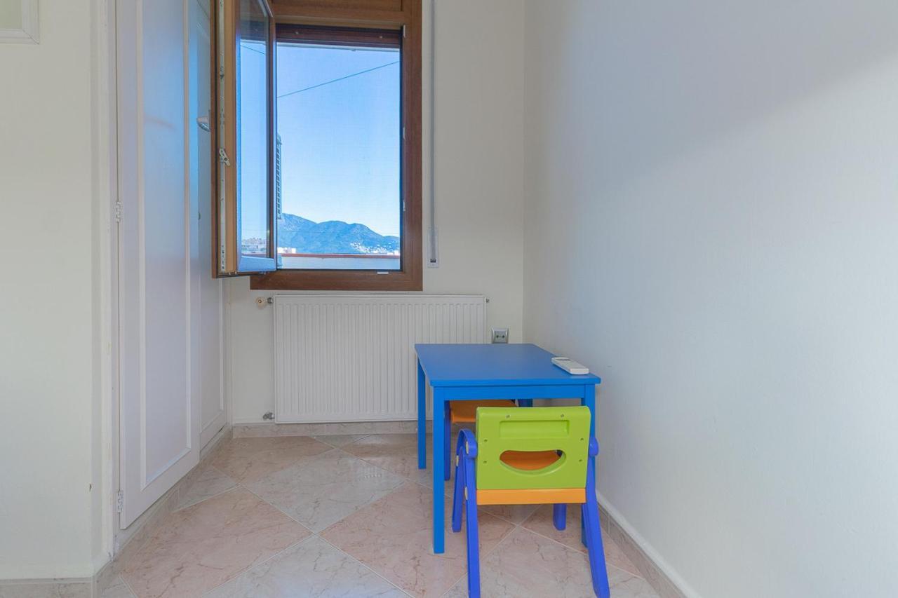 Holiday home Casa Con Vista Al Canal Roses